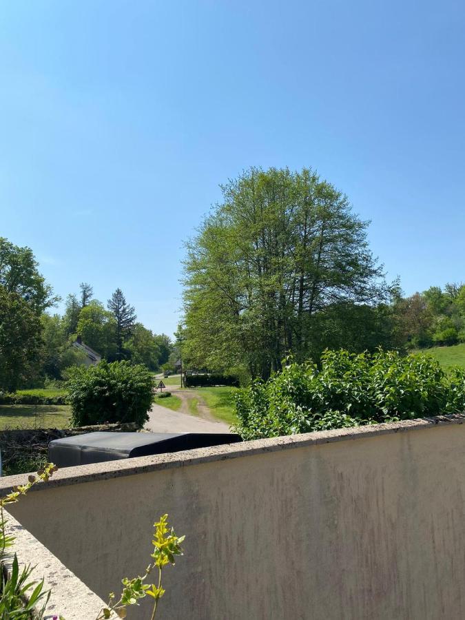 Petit Cocon Au Coeur Du Morvan Montreuillon Dış mekan fotoğraf